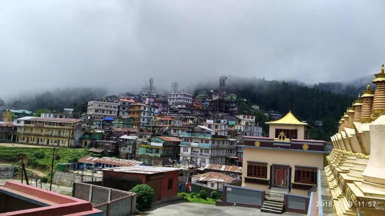 Tibet Homestay Rishop ภายนอก รูปภาพ