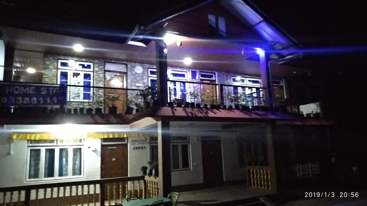 Tibet Homestay Rishop ภายนอก รูปภาพ