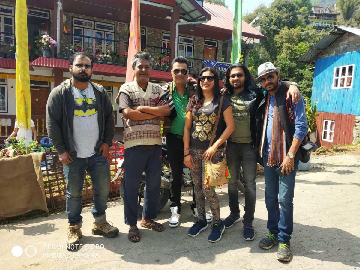Tibet Homestay Rishop ภายนอก รูปภาพ