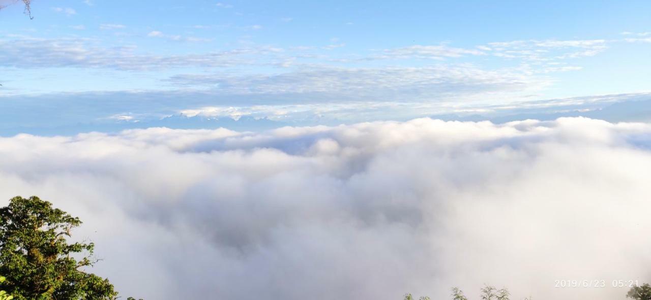 Tibet Homestay Rishop ภายนอก รูปภาพ