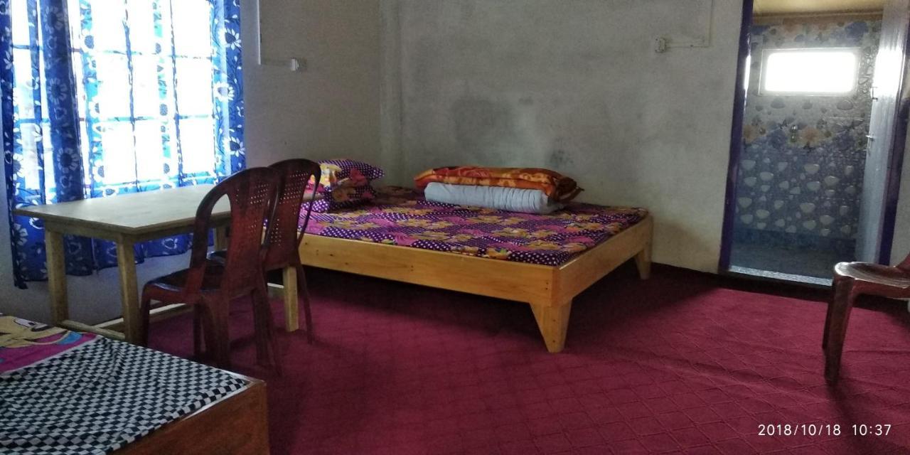 Tibet Homestay Rishop ภายนอก รูปภาพ